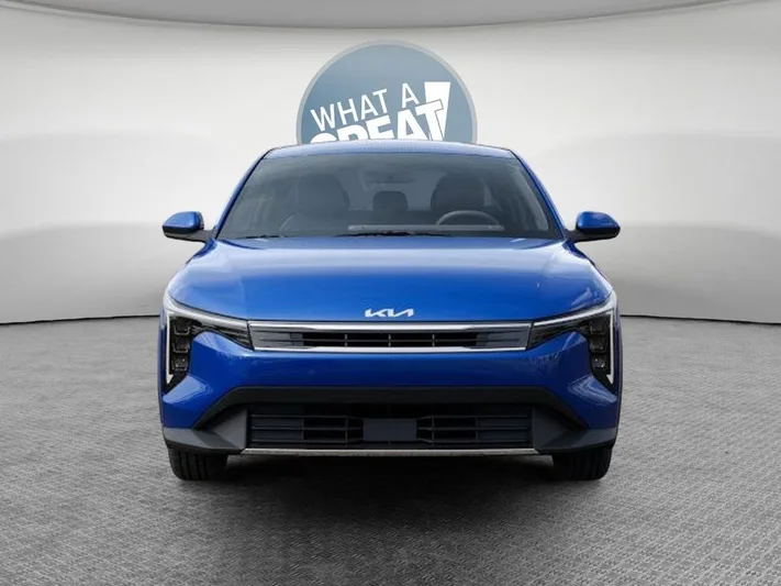 2025 Kia K4 - view 2
