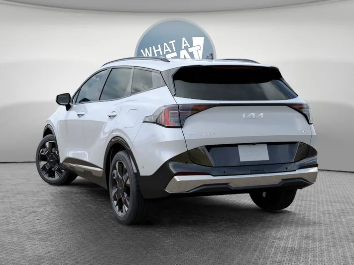 2026 Kia Sportage - view 4