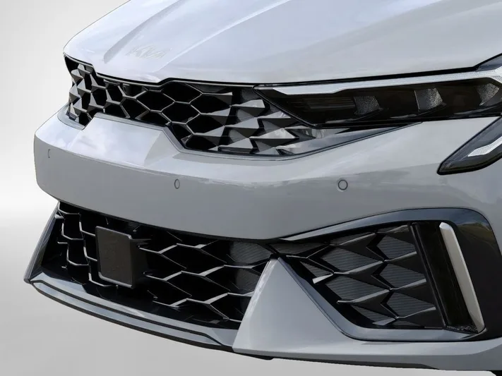 2026 Kia K5 - view 12
