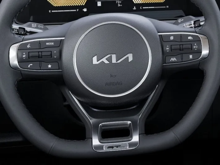 2026 Kia K5 - view 22
