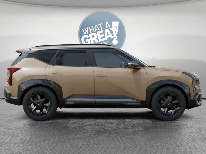 2027 Kia Seltos - view 7