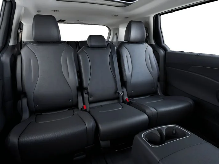 2026 Kia Carnival - view 16