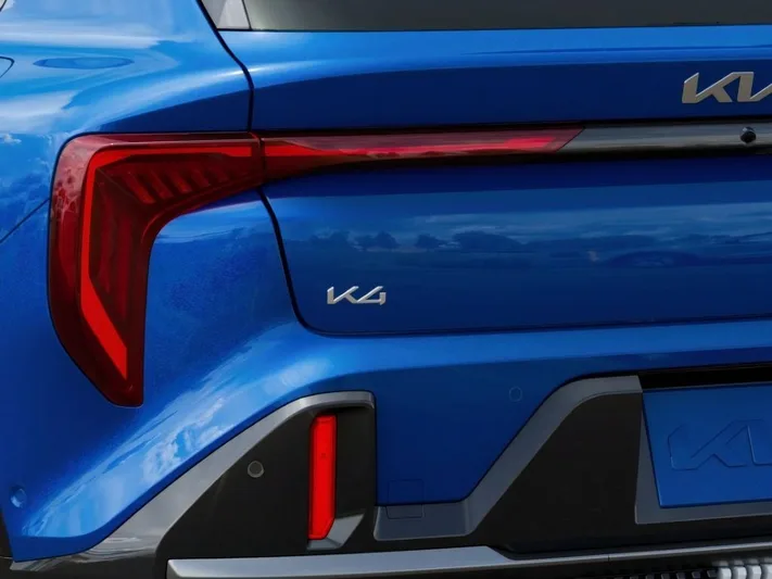 2026 Kia K4 - view 11