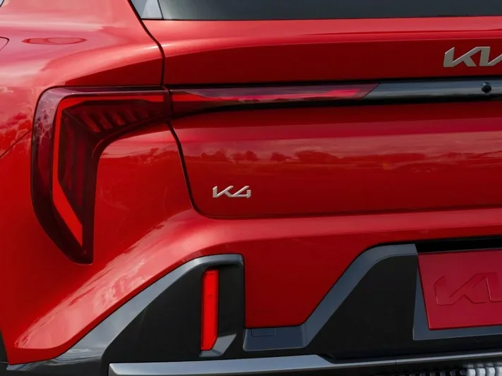 2026 Kia K4 - view 11