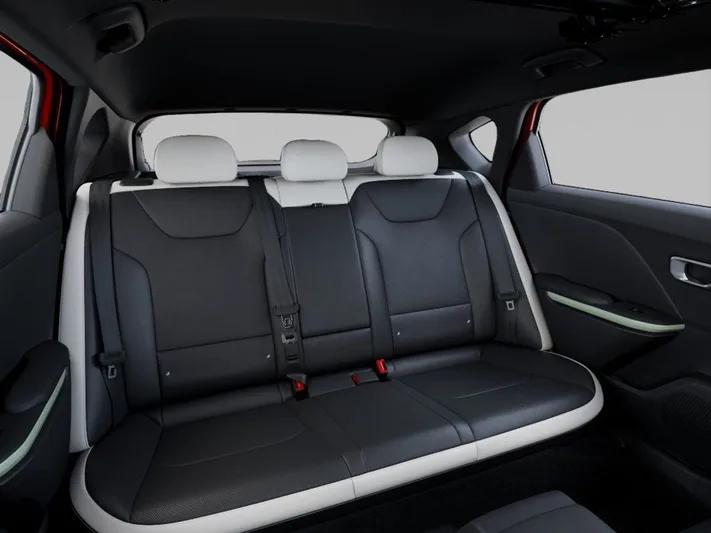 2026 Kia K4 - view 16