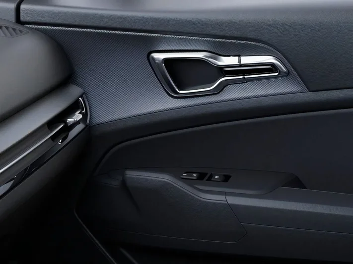 2026 Kia Sportage - view 25