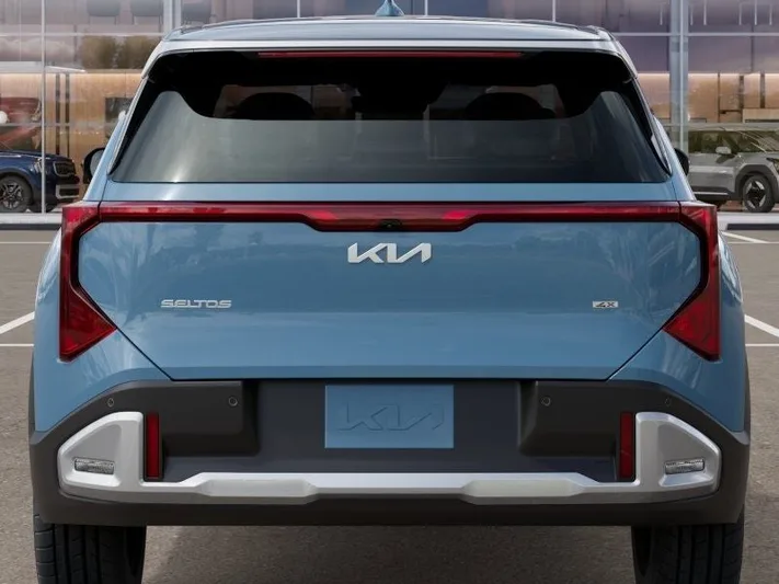 2027 Kia Seltos - view 13