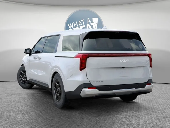 2027 Kia Carnival - view 4