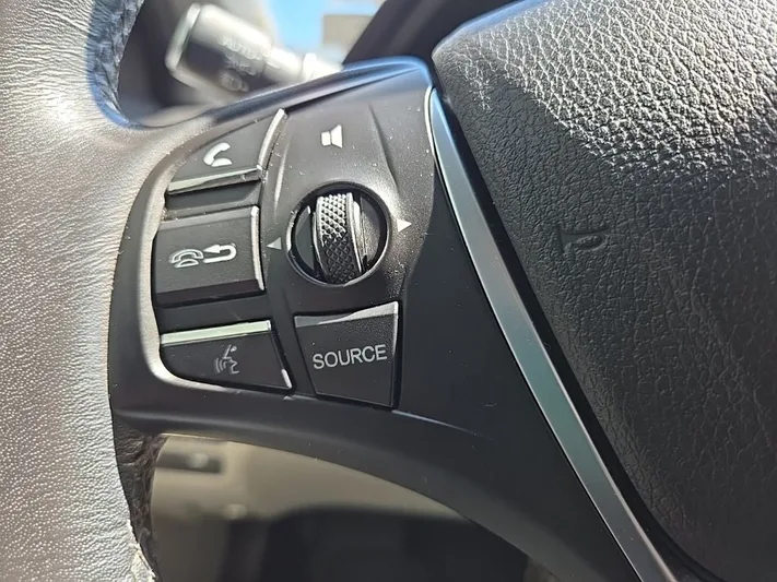2015 Acura TLX - view 13