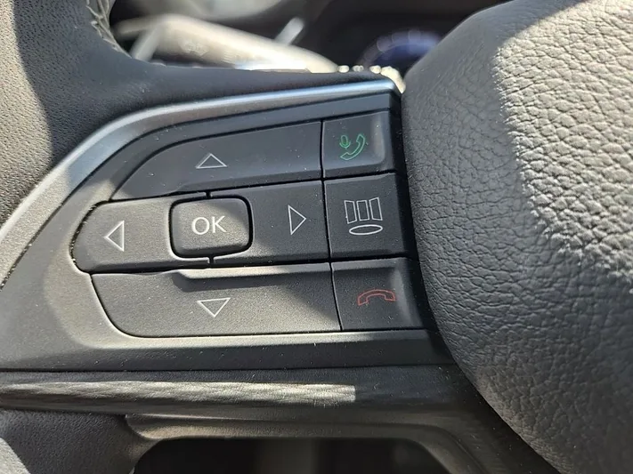 2025 Jeep Grand - view 13