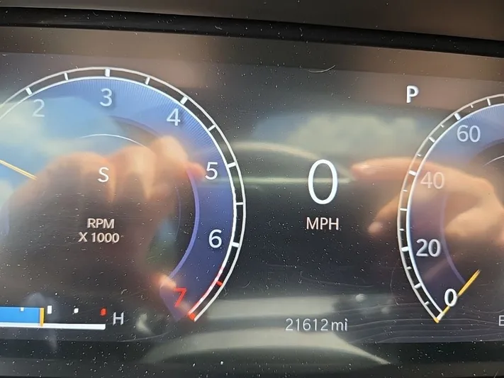 2025 Jeep Grand - view 15