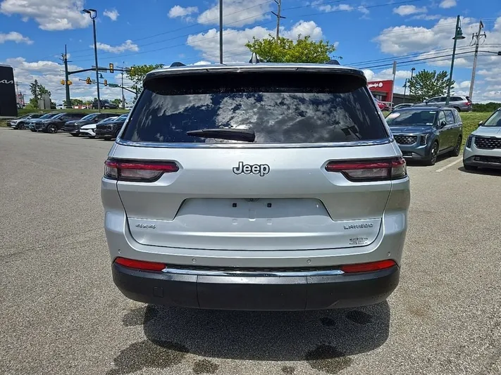 2025 Jeep Grand - view 4