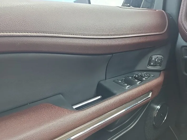 2022 Ford Expedition - view 19