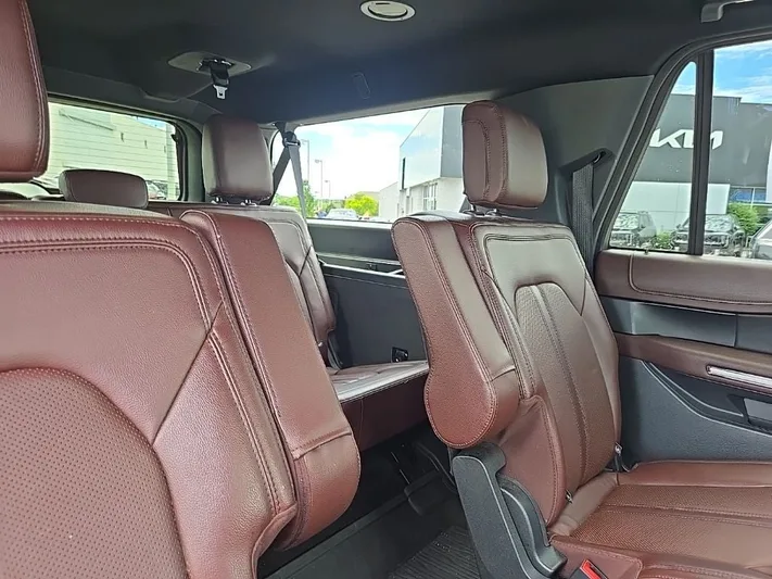 2022 Ford Expedition - view 37