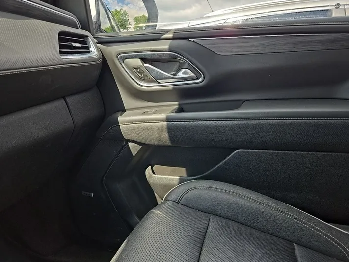 2023 GMC Yukon - view 26