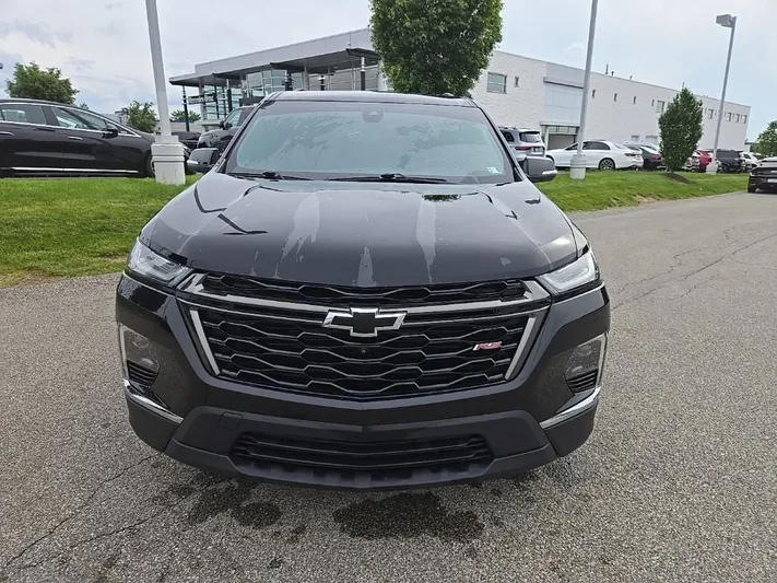 2023 Chevrolet Traverse - view 10