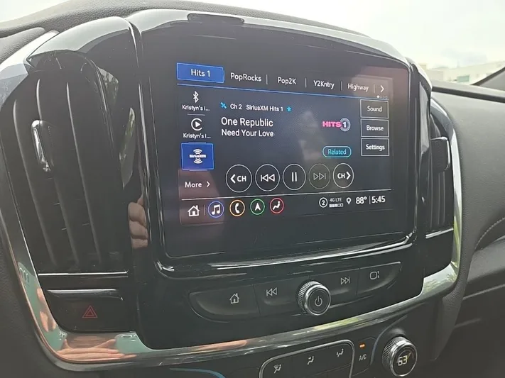 2023 Chevrolet Traverse - view 21