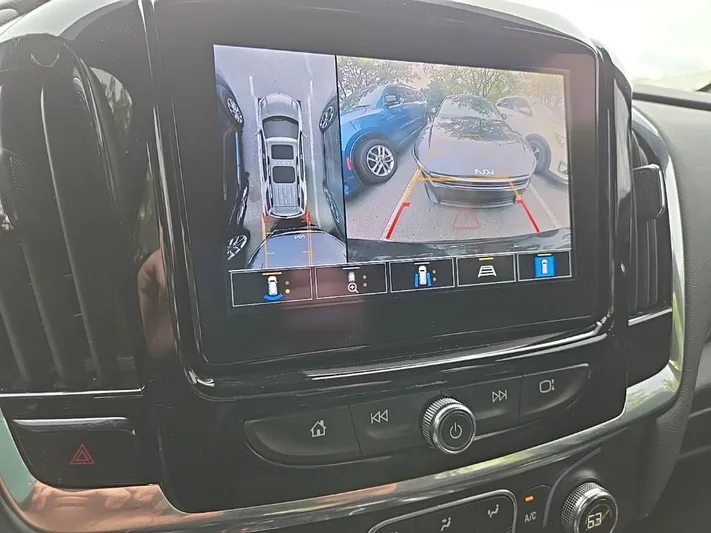 2023 Chevrolet Traverse - view 22