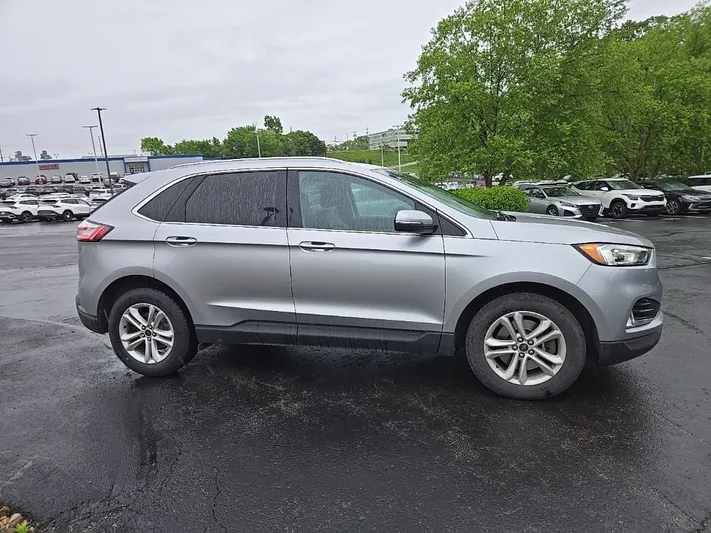 2020 Ford Edge - view 39