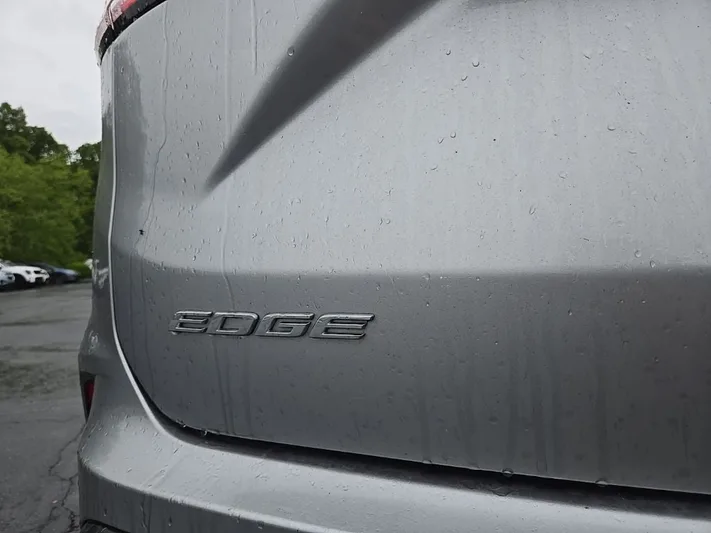 2020 Ford Edge - view 42