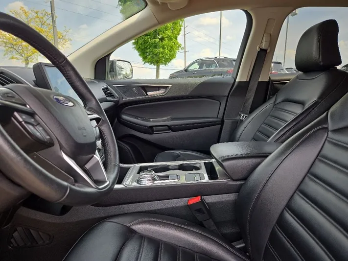 2024 Ford Edge - view 31