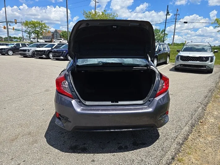2016 Honda Civic - view 35