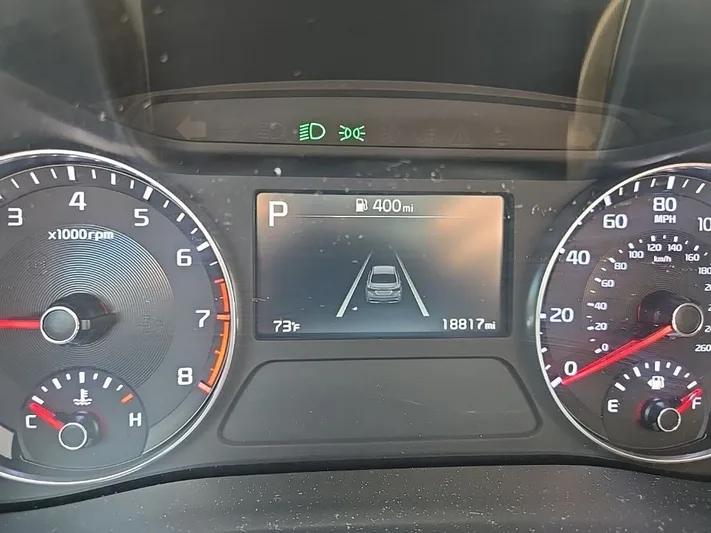 2023 Kia Forte - view 14