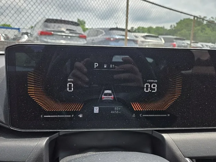 2025 Kia K4 - view 14