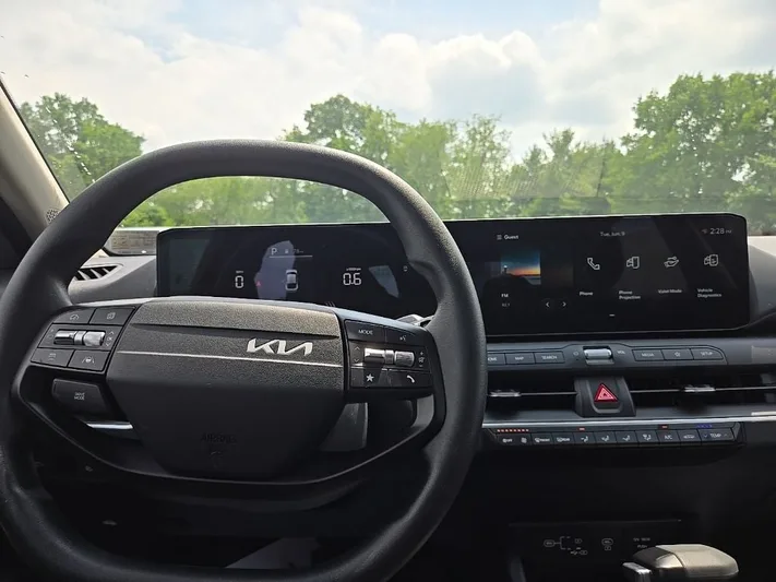 2025 Kia K4 - view 34