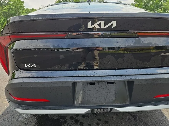 2025 Kia K4 - view 4