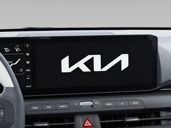 2025 Kia K4 - view 20