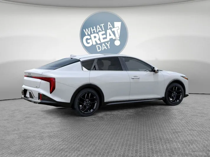 2025 Kia K4 - view 6