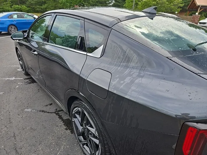 2025 Kia K4 - view 7