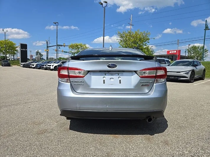 2017 Subaru Impreza - view 4