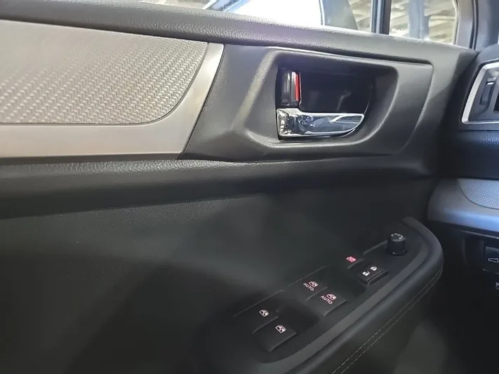 2017 Subaru Outback - view 17