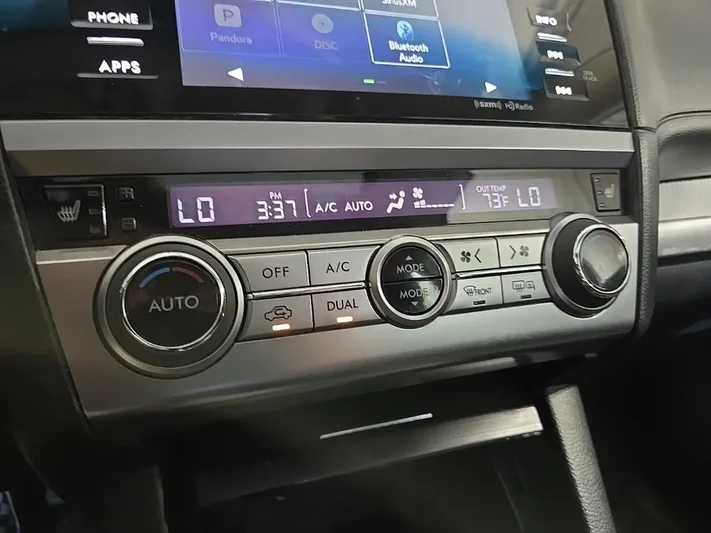 2017 Subaru Outback - view 22