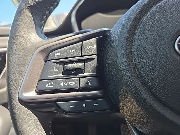 2024 Subaru Outback - view 12