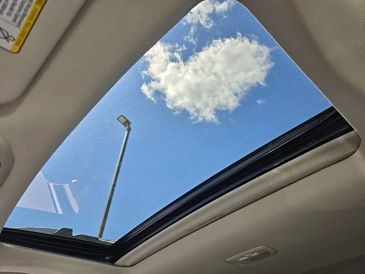 2024 Subaru Outback - view 25