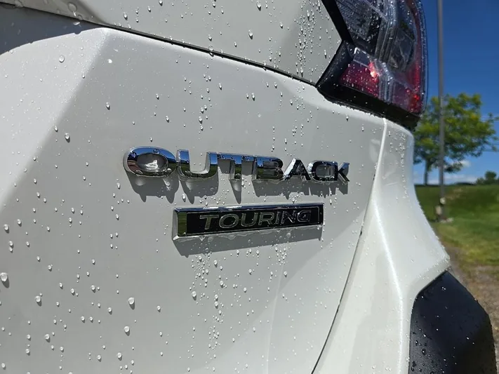 2024 Subaru Outback - view 4