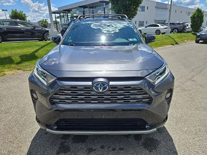 2021 Toyota RAV4 - view 12