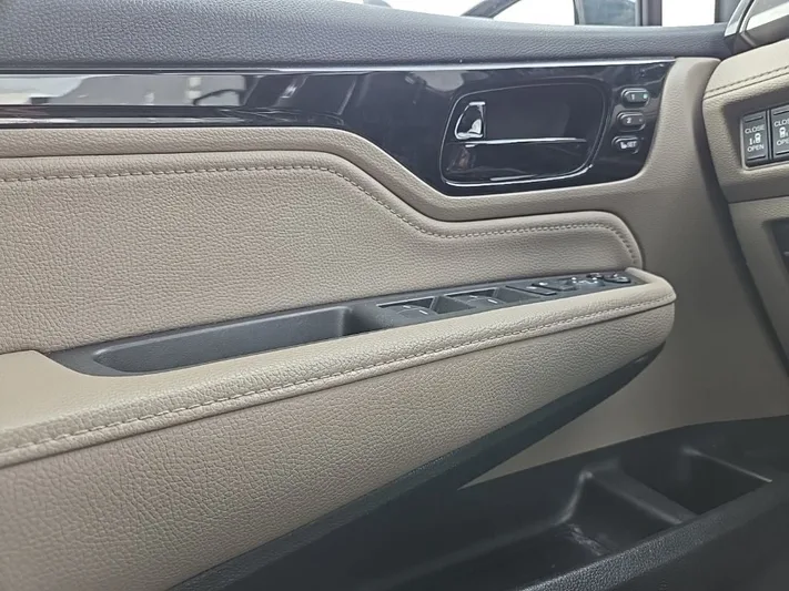2018 Honda Odyssey - view 19