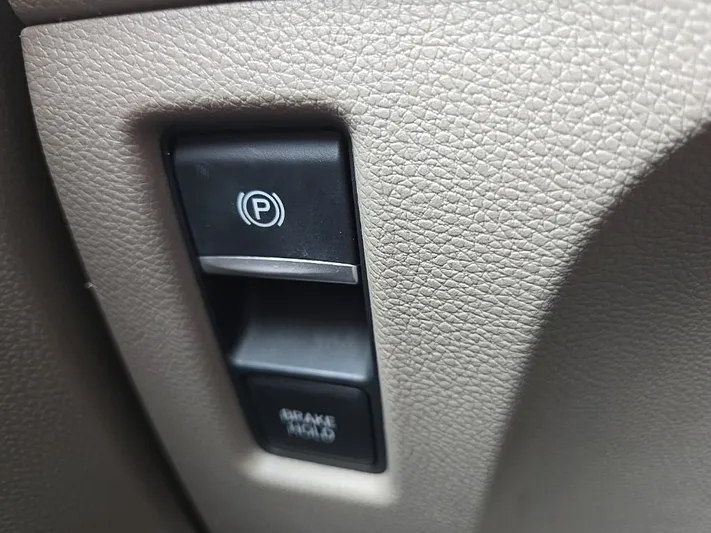 2018 Honda Odyssey - view 21