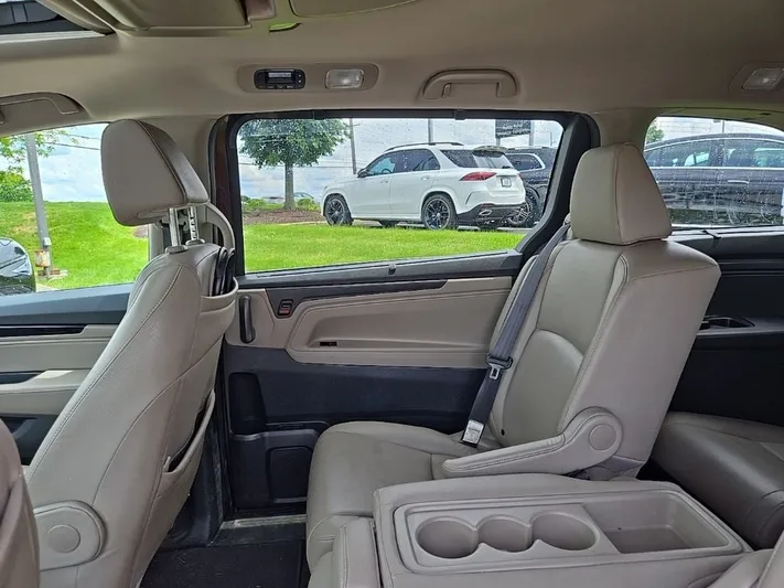 2018 Honda Odyssey - view 35