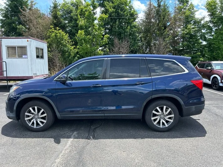 2020 Honda Pilot - view 4