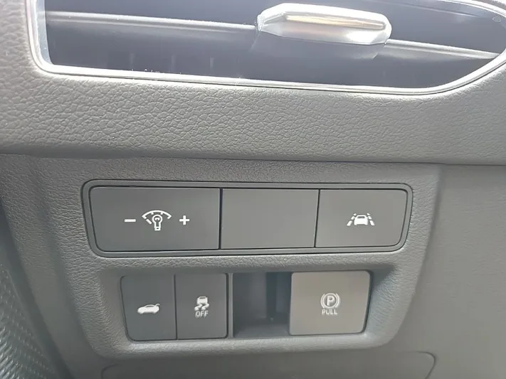 2020 Hyundai Sonata - view 15