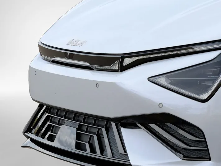 2026 Kia EV6 - view 12