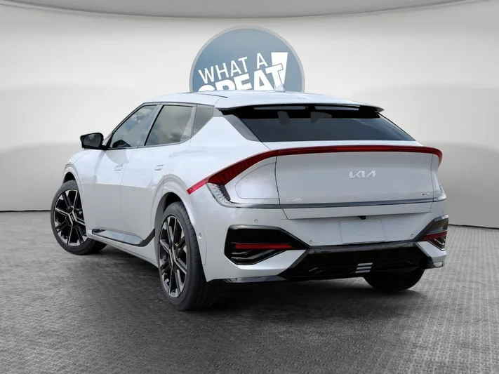 2026 Kia EV6 - view 4