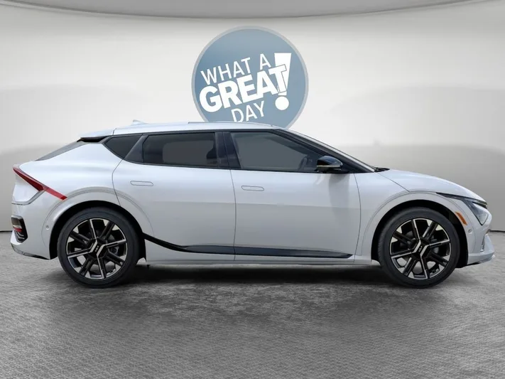 2026 Kia EV6 - view 7