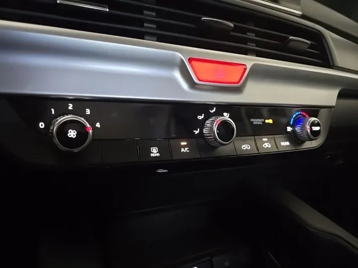 2021 Kia Telluride - view 30