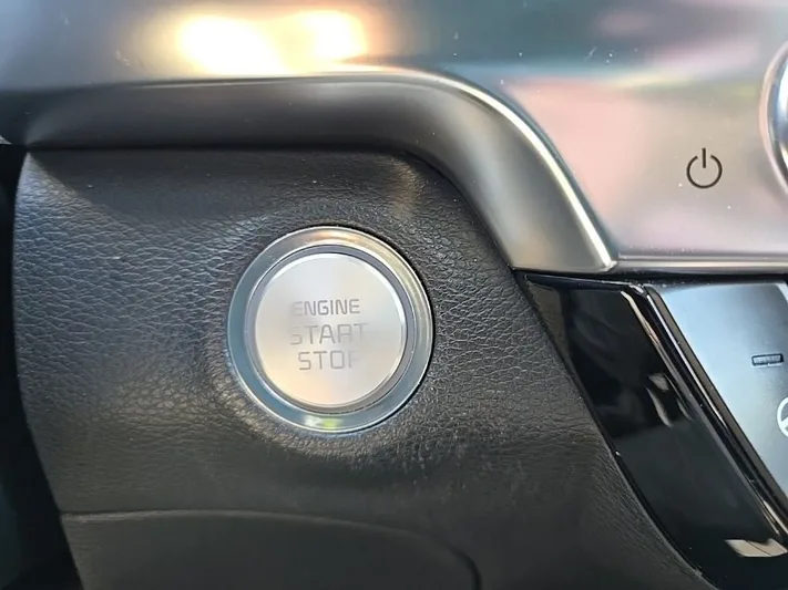 2021 Kia Telluride - view 26